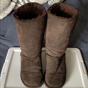 Bearpaw dark brown tall boots
